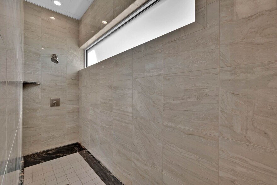 More Photos Of 8509 Line Ave, Shreveport Office For Sale