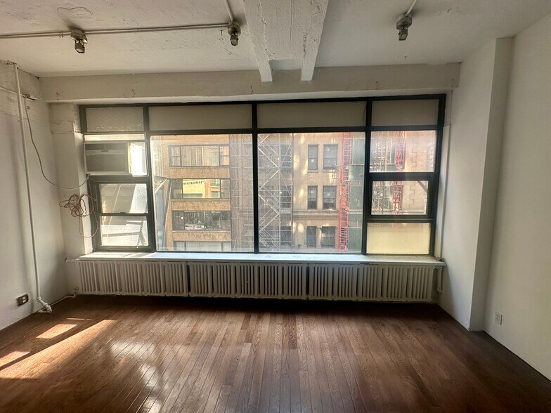 Primary Photo Of 153 W 36th St, New York Office For Lease