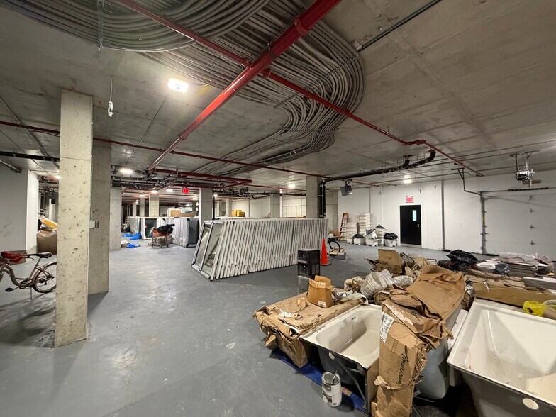 More Photos Of 806 E 170th St, Bronx Industrial For Lease