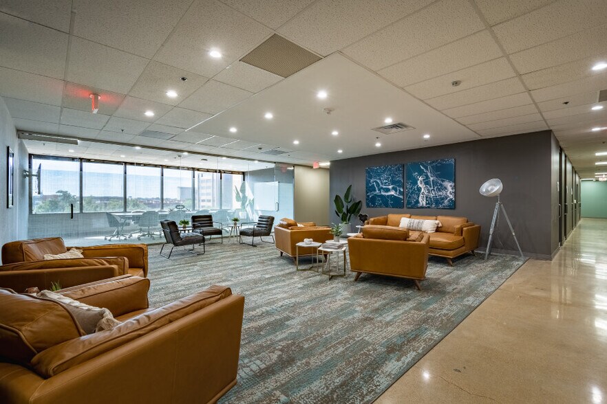 More Photos Of 4100 Alpha Rd, Dallas Coworking Space