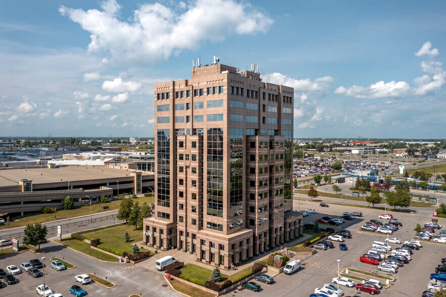 More Photos Of 3030 Boul Le Carrefour, Laval Office For Lease