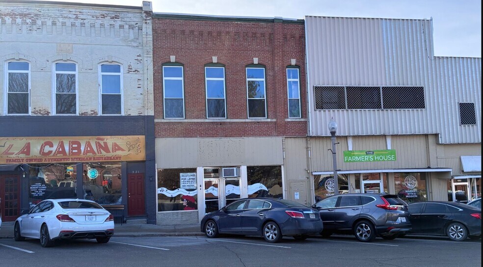 Primary Photo Of 319 Main St, Platte City Office For Lease