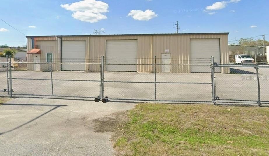 Primary Photo Of 2708 NE 21st Way, Gainesville Warehouse For Lease