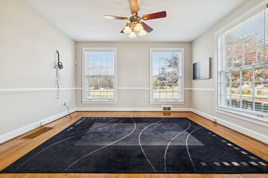 More Photos Of 502 Hazelwood Dr, Smyrna Loft Creative Space For Lease