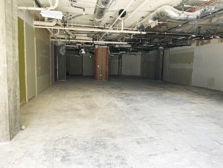 More Photos Of 3938 24th St, San Francisco General Retail For Sale