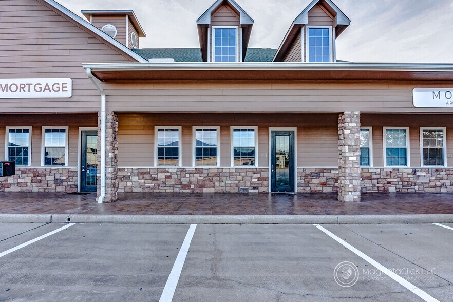 More Photos Of 7918 Broadway St, Pearland Unknown For Lease