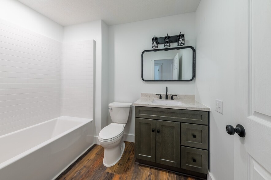 More Photos Of 231 Walnut St, Morgantown Office For Sale