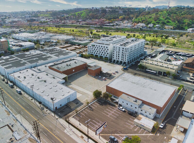 More Photos Of 1600 Naud St, Los Angeles Warehouse For Sale