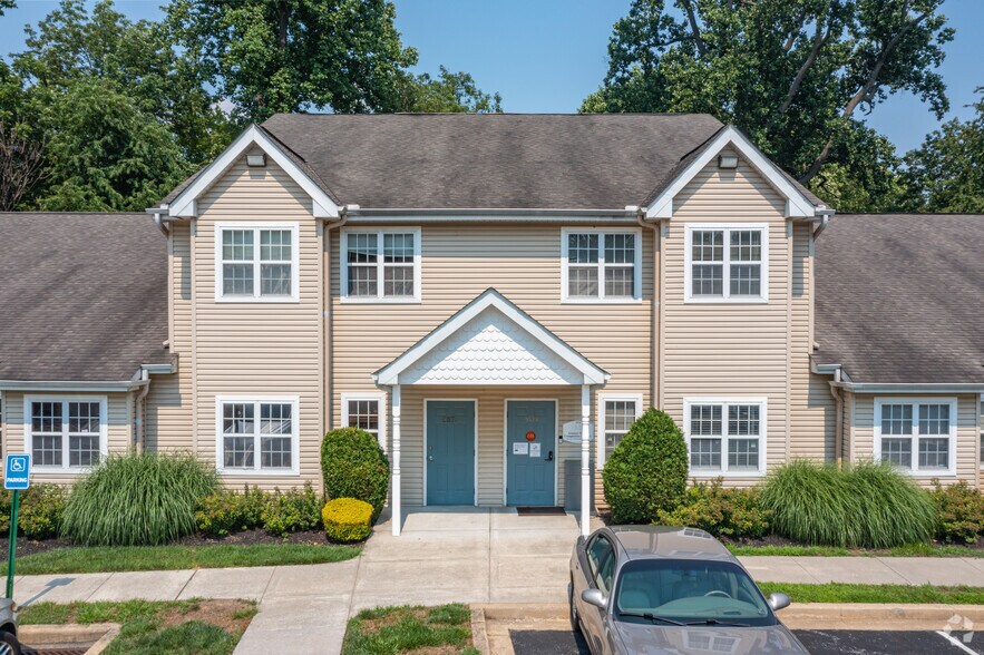 More Photos Of 5570-5590 Kirkwood Hwy, Wilmington Unknown For Lease