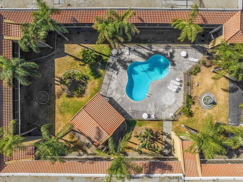 More Photos Of 2625 W Florida Ave, Hemet Hotel For Sale