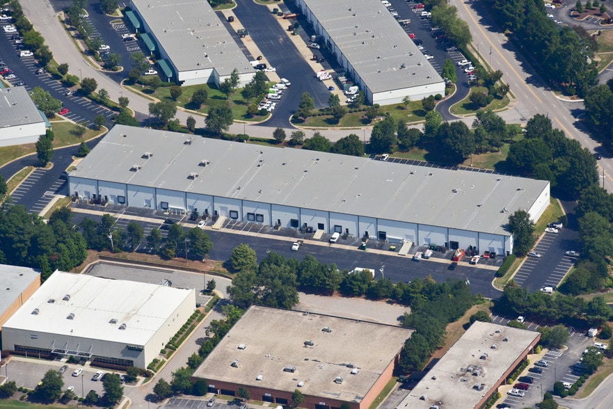 More Photos Of 2101 Westinghouse Blvd, Raleigh Warehouse For Lease