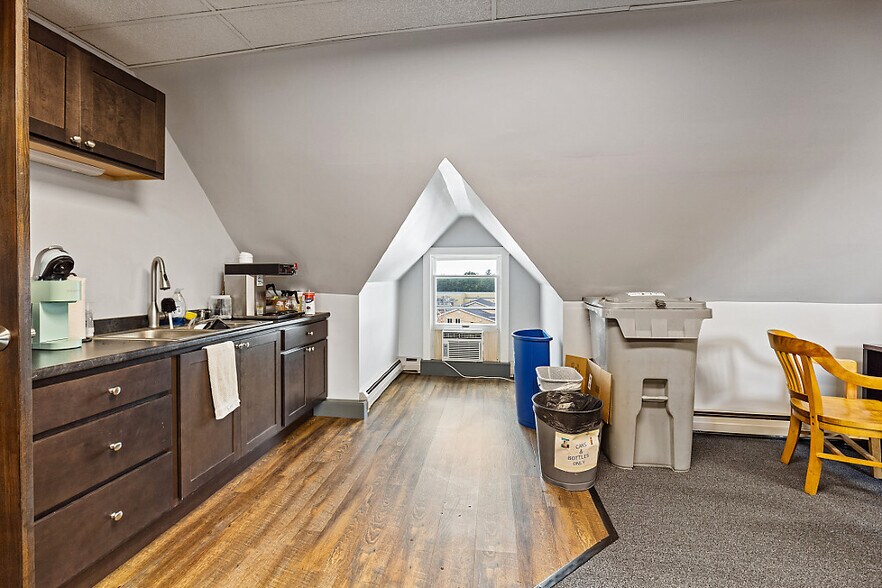 More Photos Of 323 State St, Augusta Office Residential For Sale