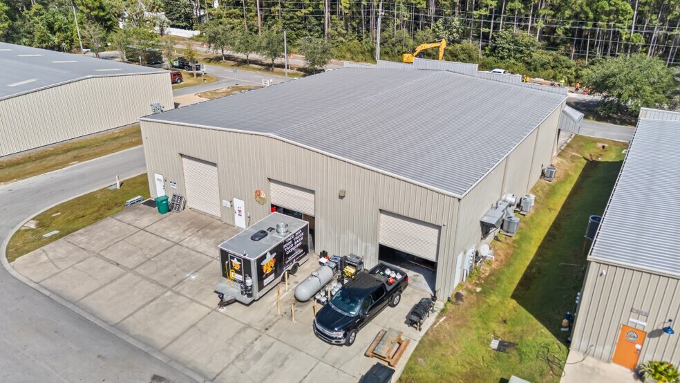 More Photos Of 605 N County Road 393, Santa Rosa Beach Light Manufacturing For Lease