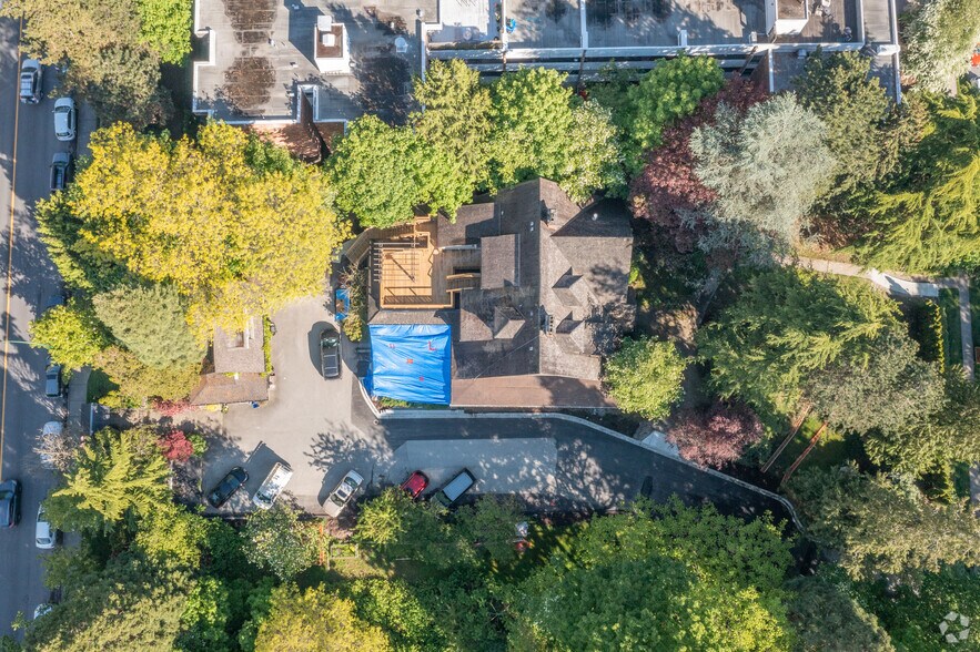 More Photos Of 350 2nd St E, North Vancouver Daycare Center For Sale