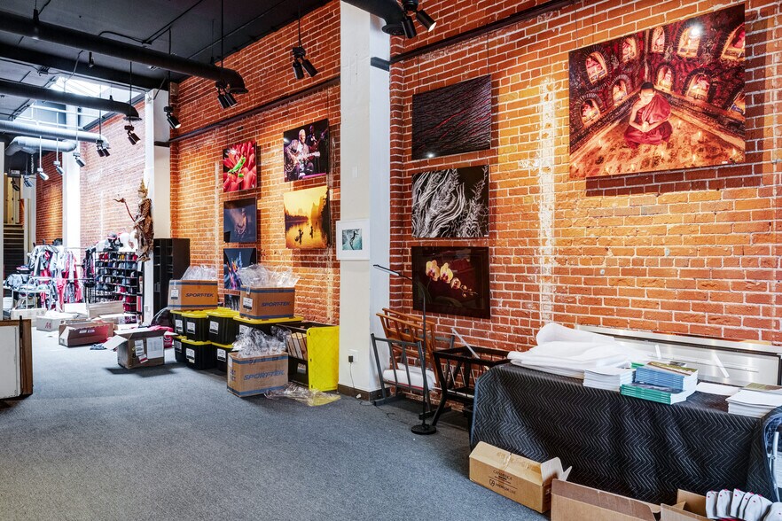 More Photos Of 200-208 N Broadway, Santa Ana Storefront Retail Office For Lease