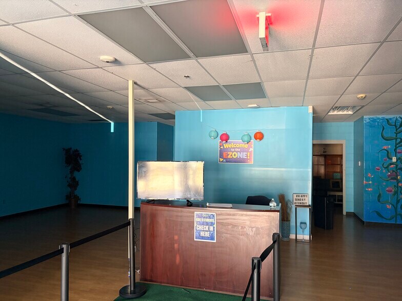 More Photos Of 1151 Flat Shoals Rd SE, Conyers Light Distribution For Lease