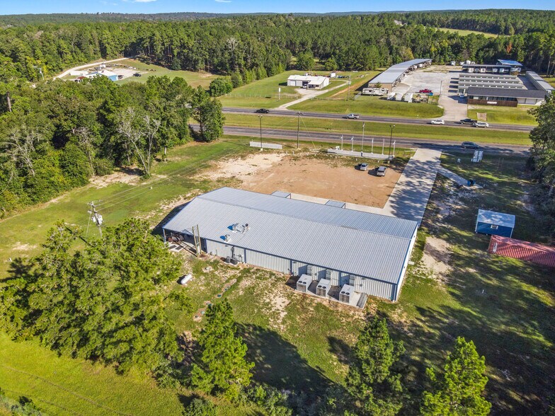 More Photos Of 4951 US Highway 190 W, Livingston Office For Sale