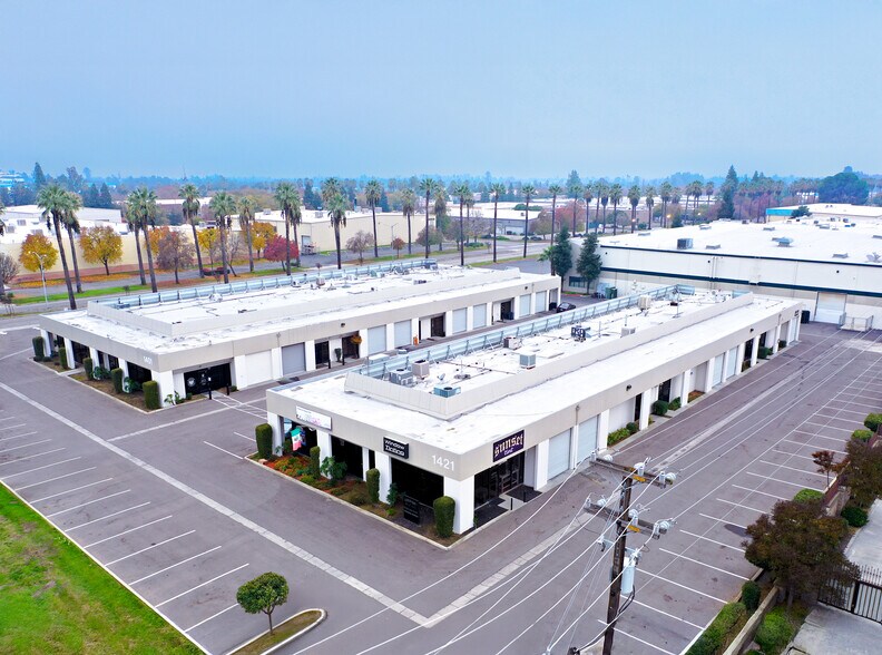 More Photos Of 1401 N Clovis Ave, Fresno Light Distribution For Sale