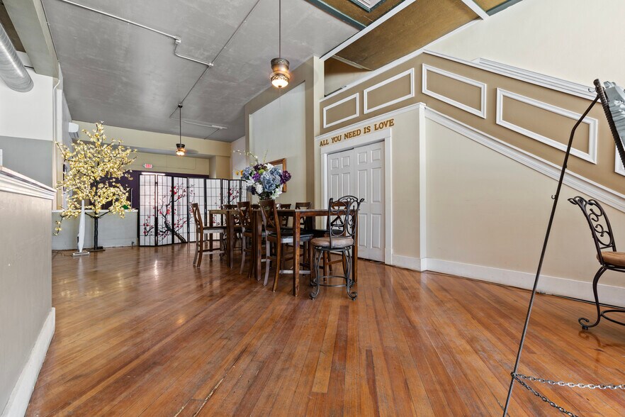 More Photos Of 603 N River St, Hot Springs Hotel For Sale