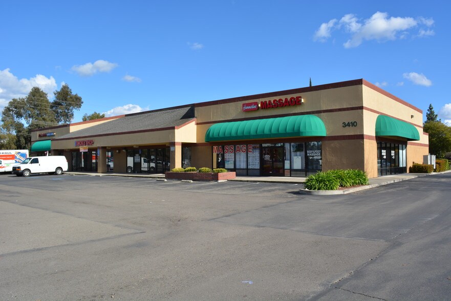 More Photos Of 3410 W Hammer Ln, Stockton Freestanding For Lease