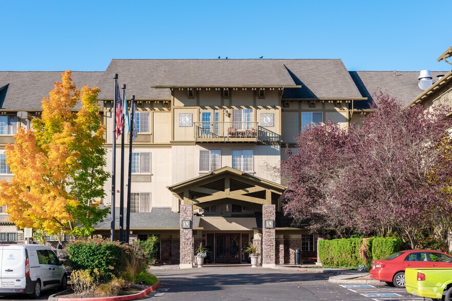 More Photos Of 1701 E Valley Rd, Renton Hotel For Sale