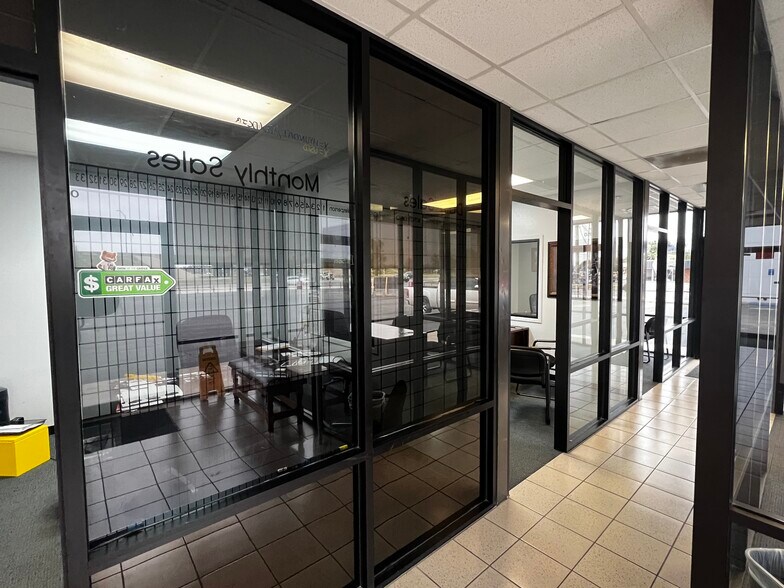 More Photos Of 4850 S 14th St, Abilene General Retail For Sale