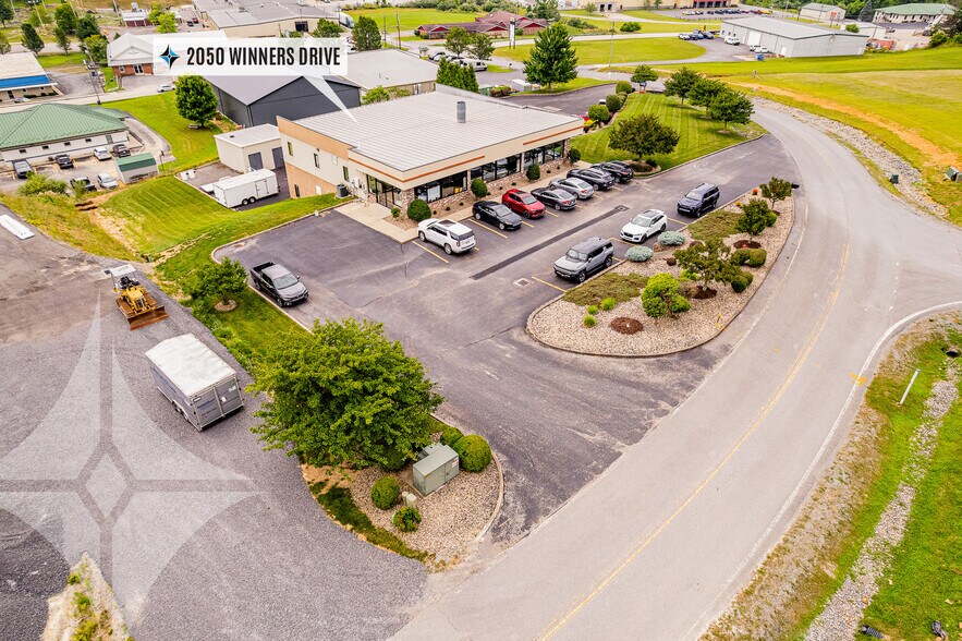 More Photos Of 2050 Winners Dr, Fairmont Auto Repair For Sale