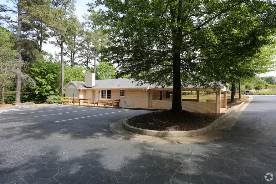 More Photos Of 11075 State Bridge Rd, Alpharetta Office For Lease