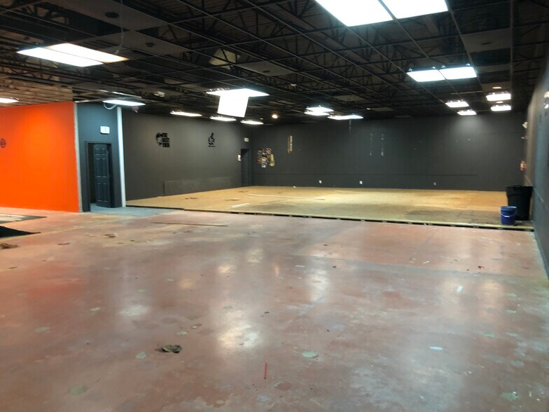 More Photos Of 66 E Main St, Westminster Office For Lease