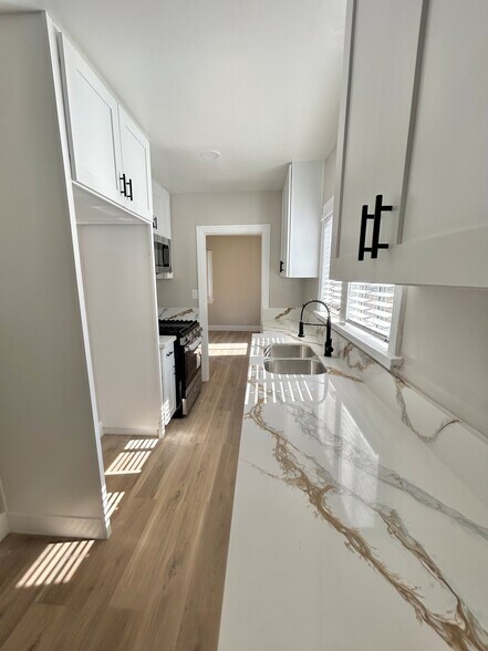 More Photos Of 1041-1045 Gulf Ave, Wilmington Apartments For Sale