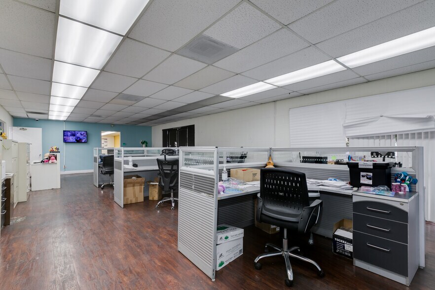 More Photos Of 544 Rimsdale Ave, Covina Warehouse For Sale