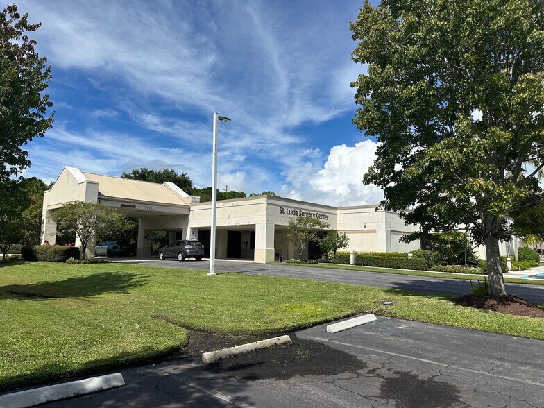 More Photos Of 1310 SE West Star Ave, Port Saint Lucie Hospital For Lease