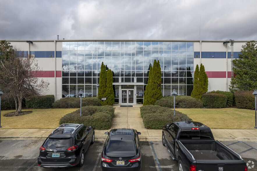 More Photos Of 1532 Midfield Industrial Blvd, Birmingham Distribution For Lease