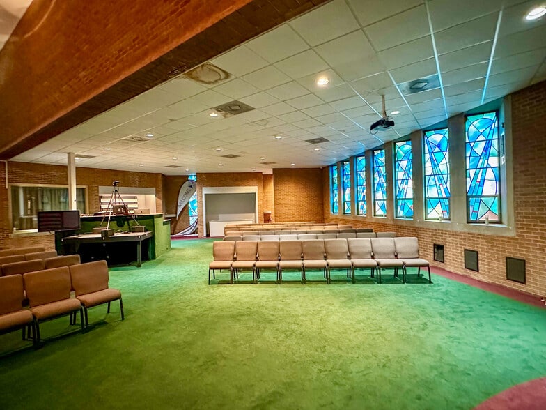 More Photos Of 3201 Itaska St, Saint Louis Specialty For Sale