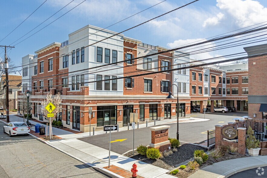 More Photos Of 619 N Maple Ave, Ho-Ho-Kus Apartments For Lease