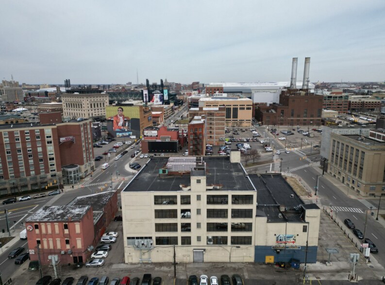 More Photos Of 426 Clinton St, Detroit Office For Lease