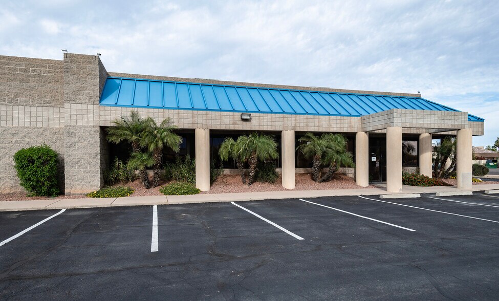 More Photos Of 828 E Isabella Ave, Mesa Warehouse For Sale