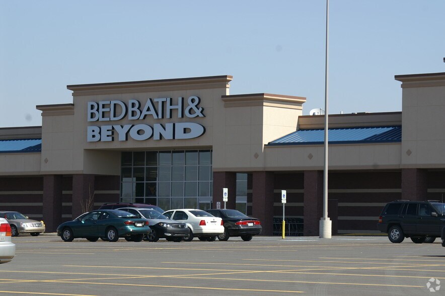 More Photos Of 4001-5001 University Town Center Dr, Morgantown Unknown For Lease