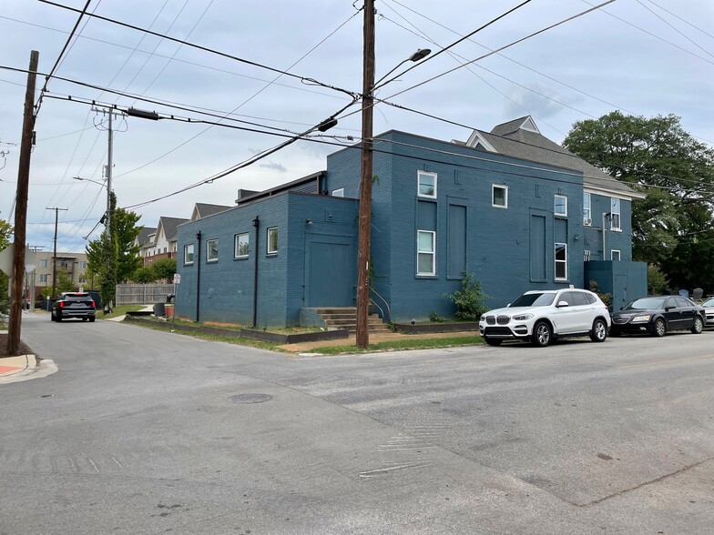 More Photos Of 924 E 8th St, Chattanooga Dormitory For Sale