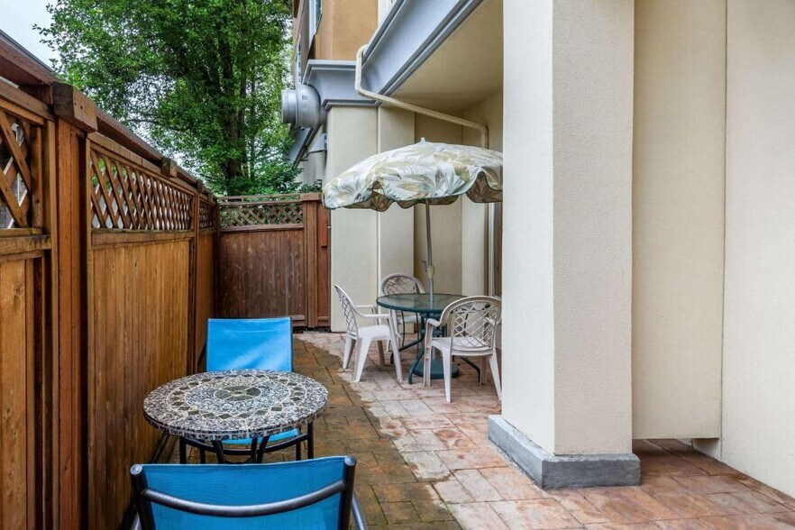 More Photos Of 1500 NE 134th St, Vancouver Hotel For Sale