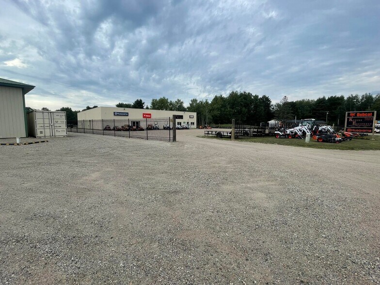 More Photos Of 505 N Cass St, Morley Auto Repair For Sale