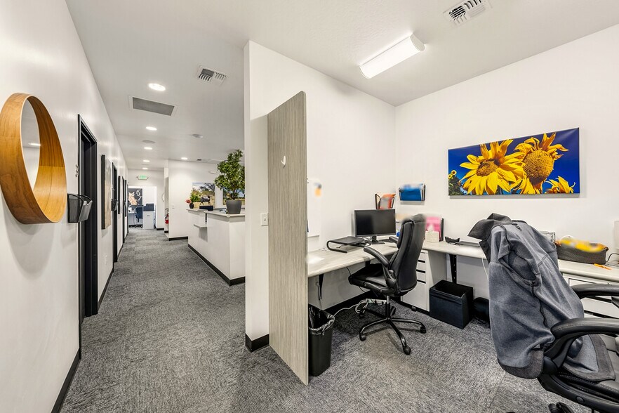 More Photos Of 296 S Pacific Hwy, Talent Medical For Sale