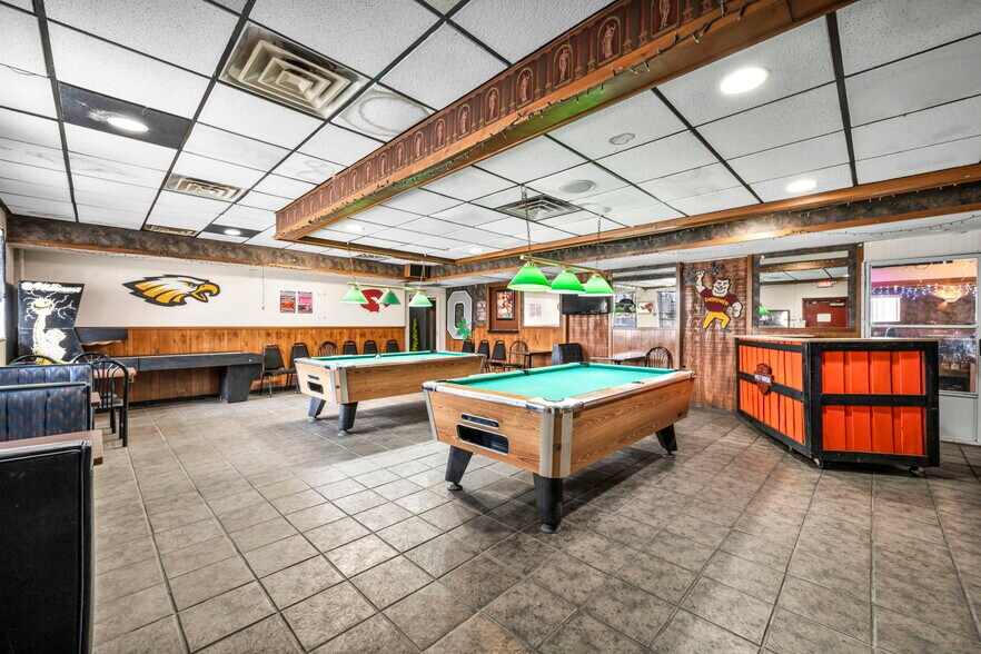 More Photos Of 5348 E Lake Rd, Sheffield Lake Restaurant For Sale
