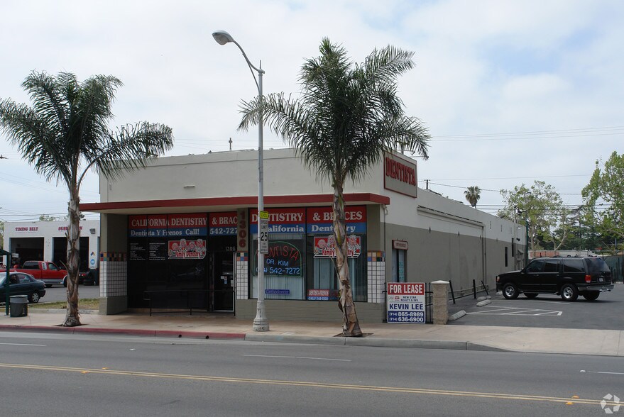 More Photos Of 1306 S Main St, Santa Ana Freestanding For Lease