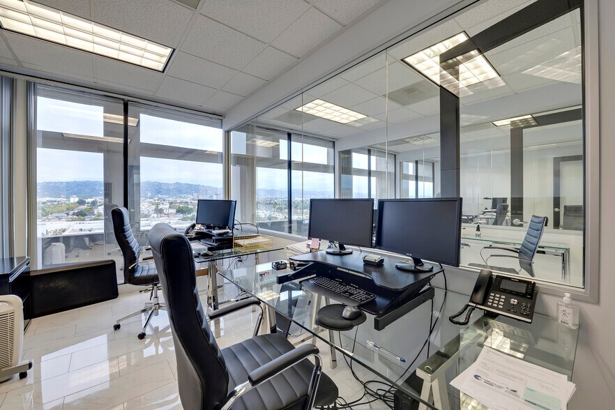 More Photos Of 1180 S Beverly Dr, Los Angeles Coworking Space