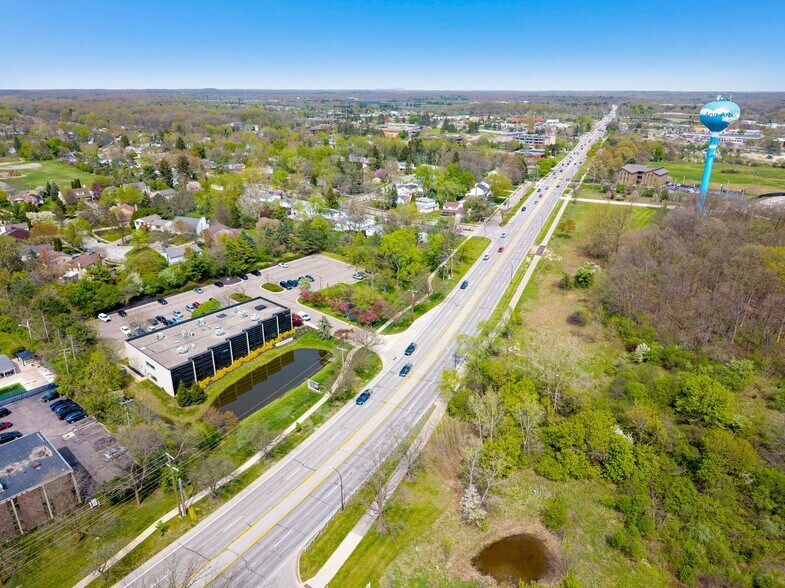 More Photos Of 3055 Plymouth Rd, Ann Arbor Office Residential For Lease