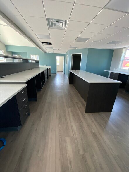 More Photos Of 8083 Vineyard Pky, Kalamazoo Freestanding For Lease