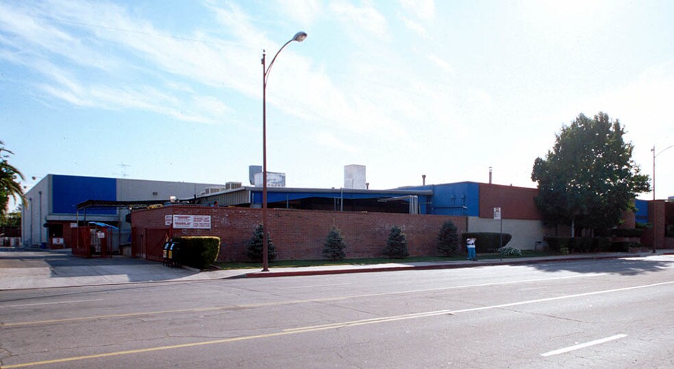 More Photos Of 3000 W Empire Ave, Burbank Warehouse For Sale