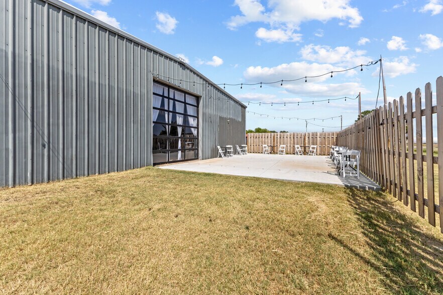 More Photos Of 20500 N 2810 Rd, Kingfisher Lodge Meeting Hall For Sale