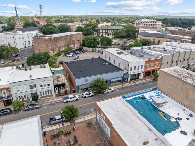 More Photos Of 531 Central Ave, Laurel Flex For Sale